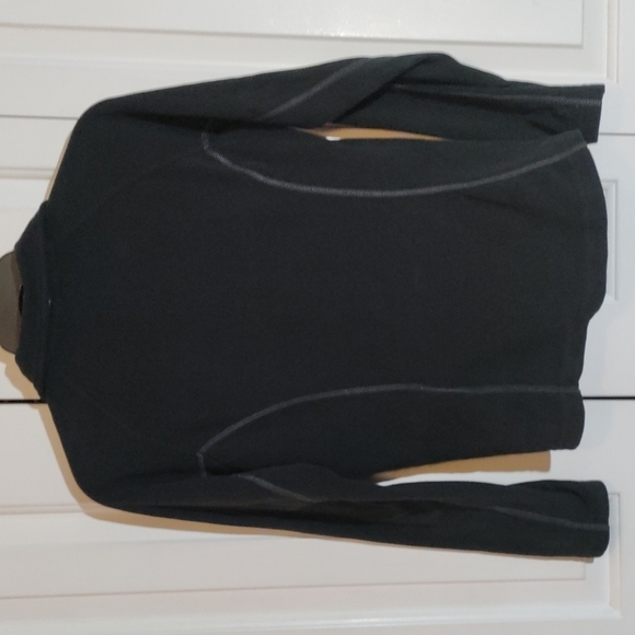 Mountain Hardware black 1/4 zip fleece sweatshirt women's size small - Picture 7 of 7